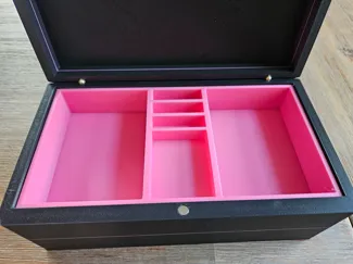 Jewelry Box with Multiple Lid Designs