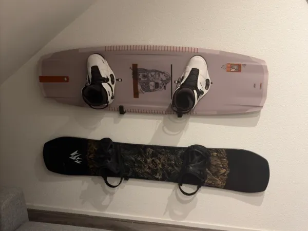 Support pour snowboard et wakeboard