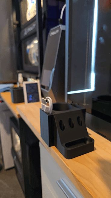 Handheld Vacuum Holder