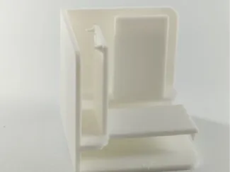 Corner pieces for building cardboard boxes