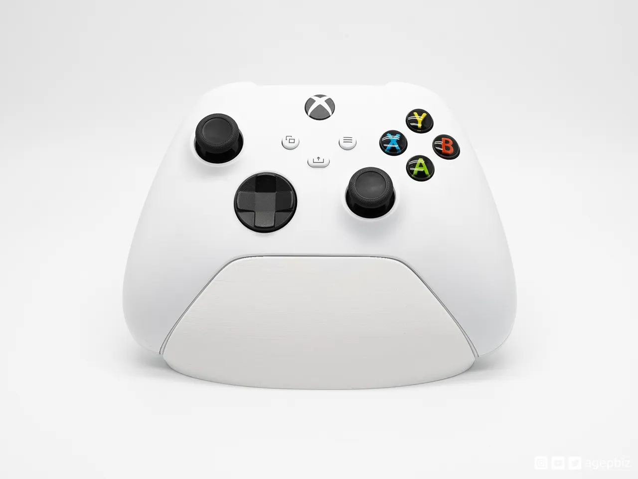Minimalistic Xbox Controller Stand view 4