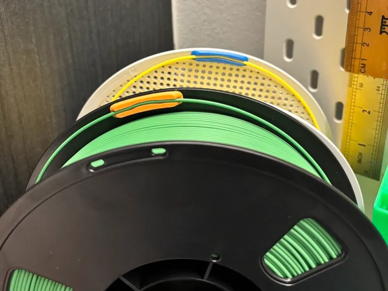Customizable Filament Spool Clip