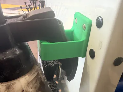 Pump Sprayer Holder for larger handle