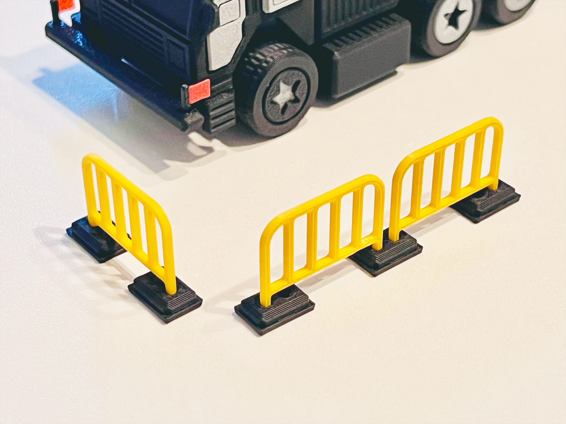 Miniatura 5 do modelo 3D 军用重卡车/橡皮筋动力/桌面瞄准撞击小车玩具
