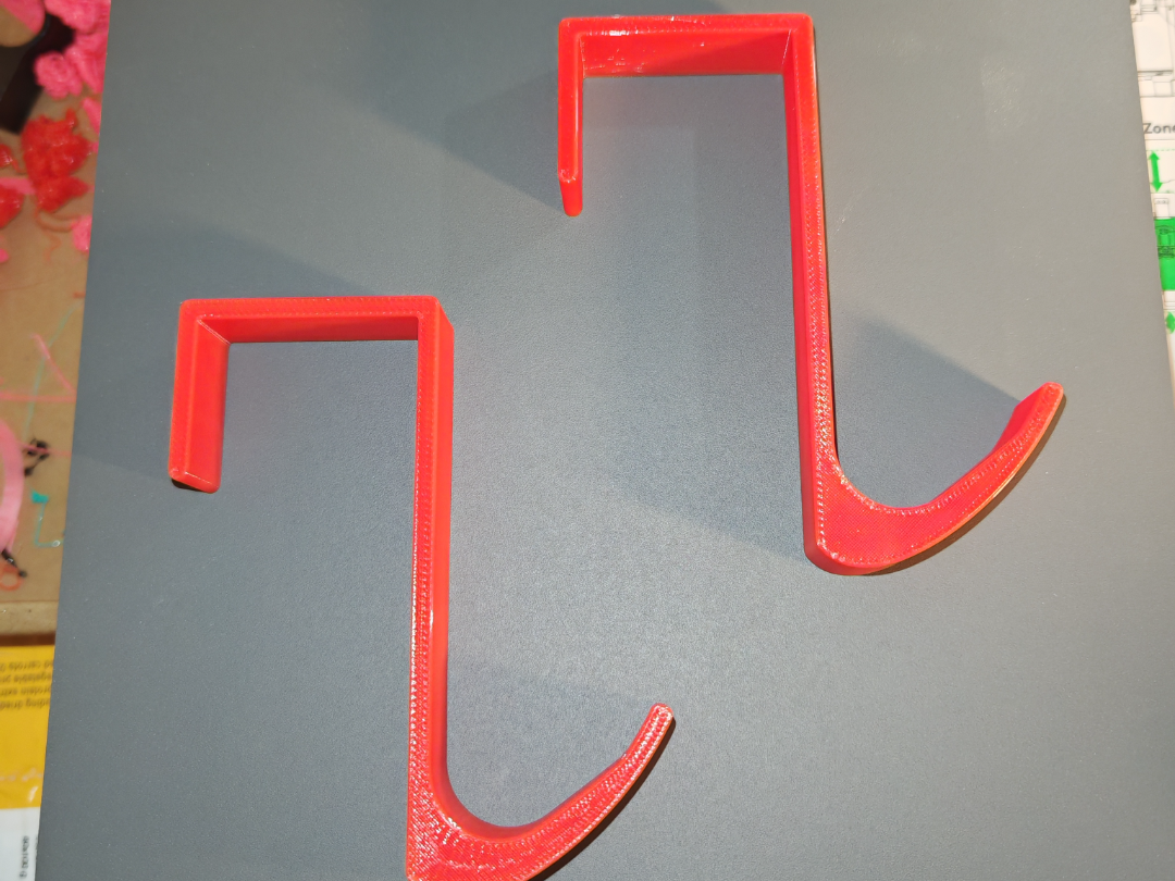 COMPACT DOOR/FENCE HOOKS