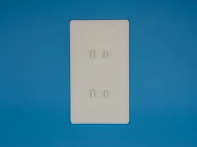 Minimal Outlet Cover, Plug-in, US Standard