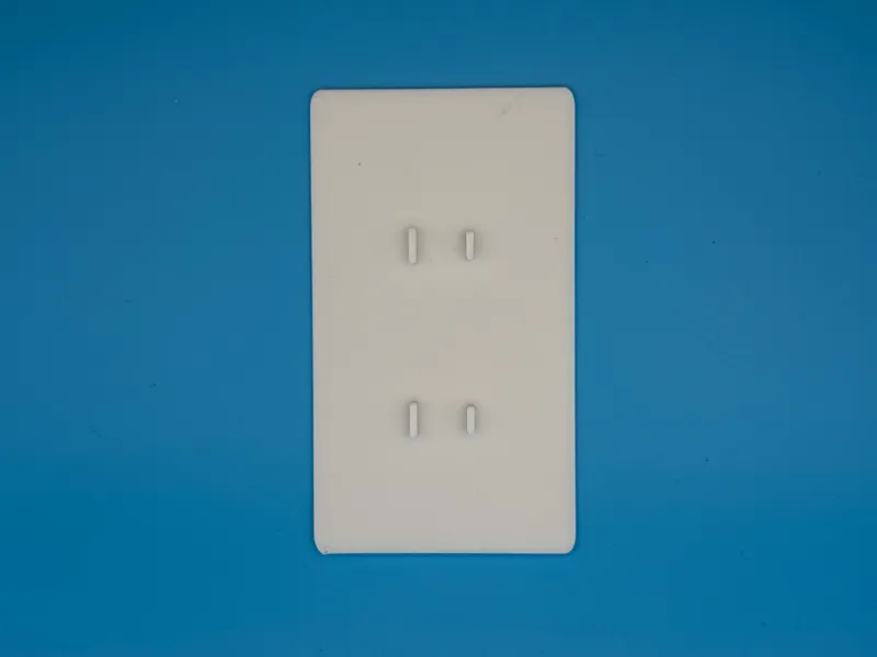 Minimal Outlet Cover, Plug-in, US Standard