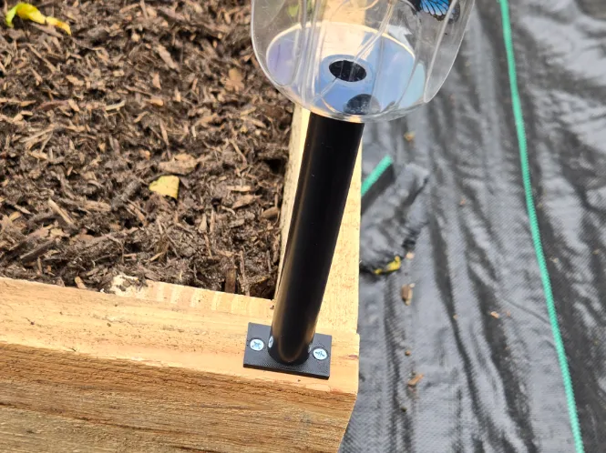 solar light base