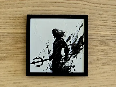 Aquaman Silhouette - HueForge
