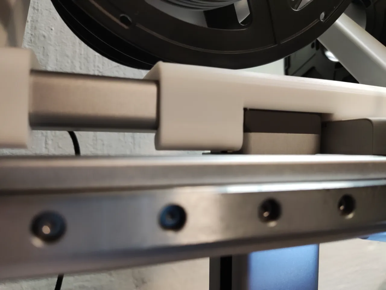 A1 Top-side-mount Spool Holder with AMS Lite view 4