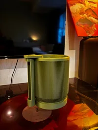 Pot strié mid-century avec soucoupe — photo 8