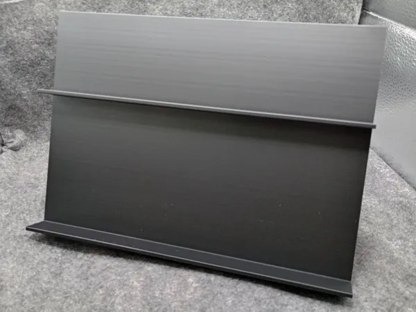 Présentoir incliné pour table ou stand