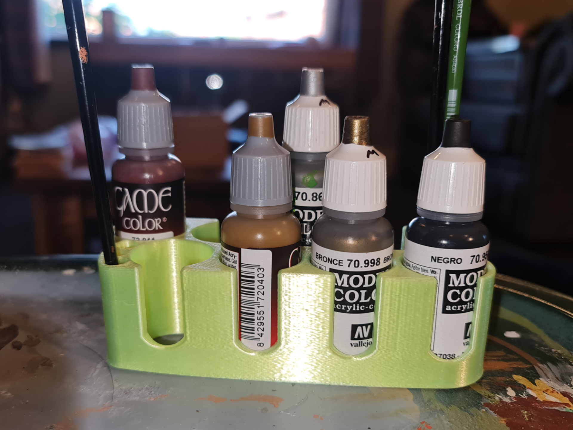 Modelling Paint & Brush Project Holder Minitures