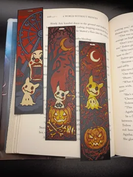 Accesorio de lectura: Mimikyu Halloween Bookmark Set — vista de referencia 3
