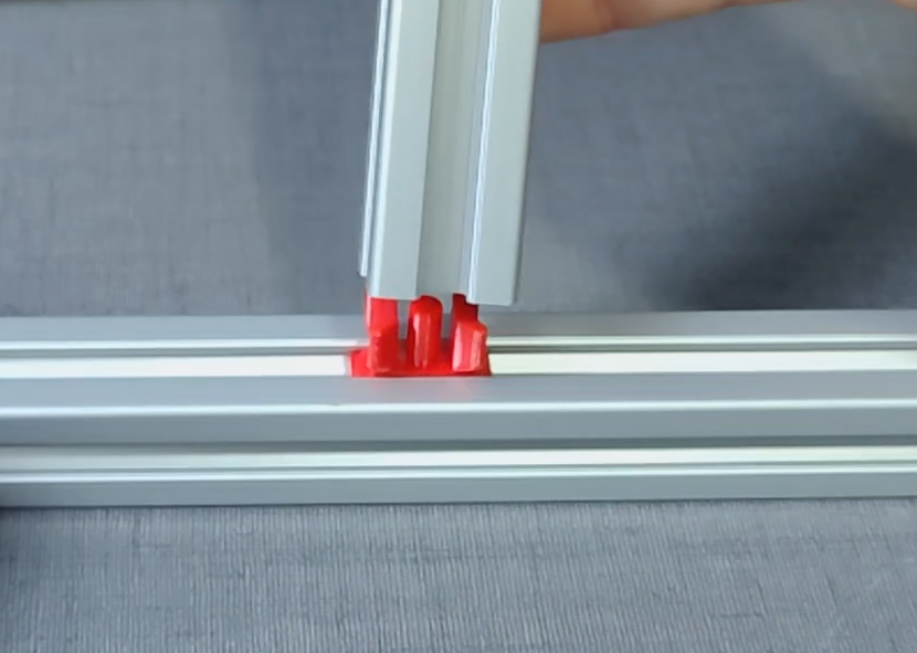 Miniatura 2 do modelo 3D 铝型材安装辅件 嵌入式辅助连接件