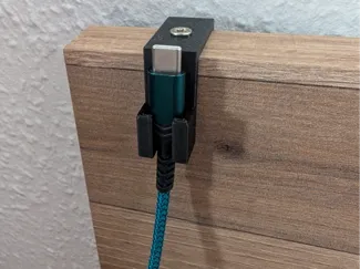 USB Calbe Holder