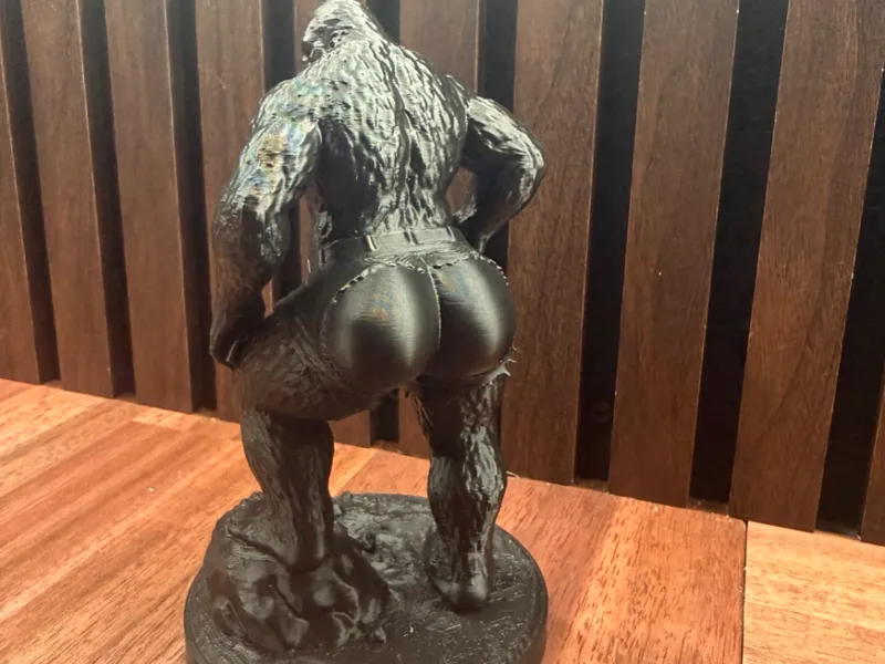 Sassy Sasquatch - Bigfoot Sculpture 