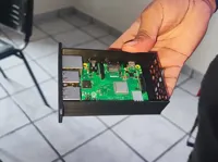 Boîtier modifié rack serveur pour Raspberry Pi 3 B+ — photo 2