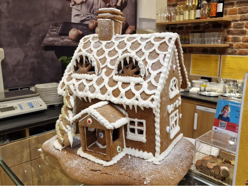 gingerbread house