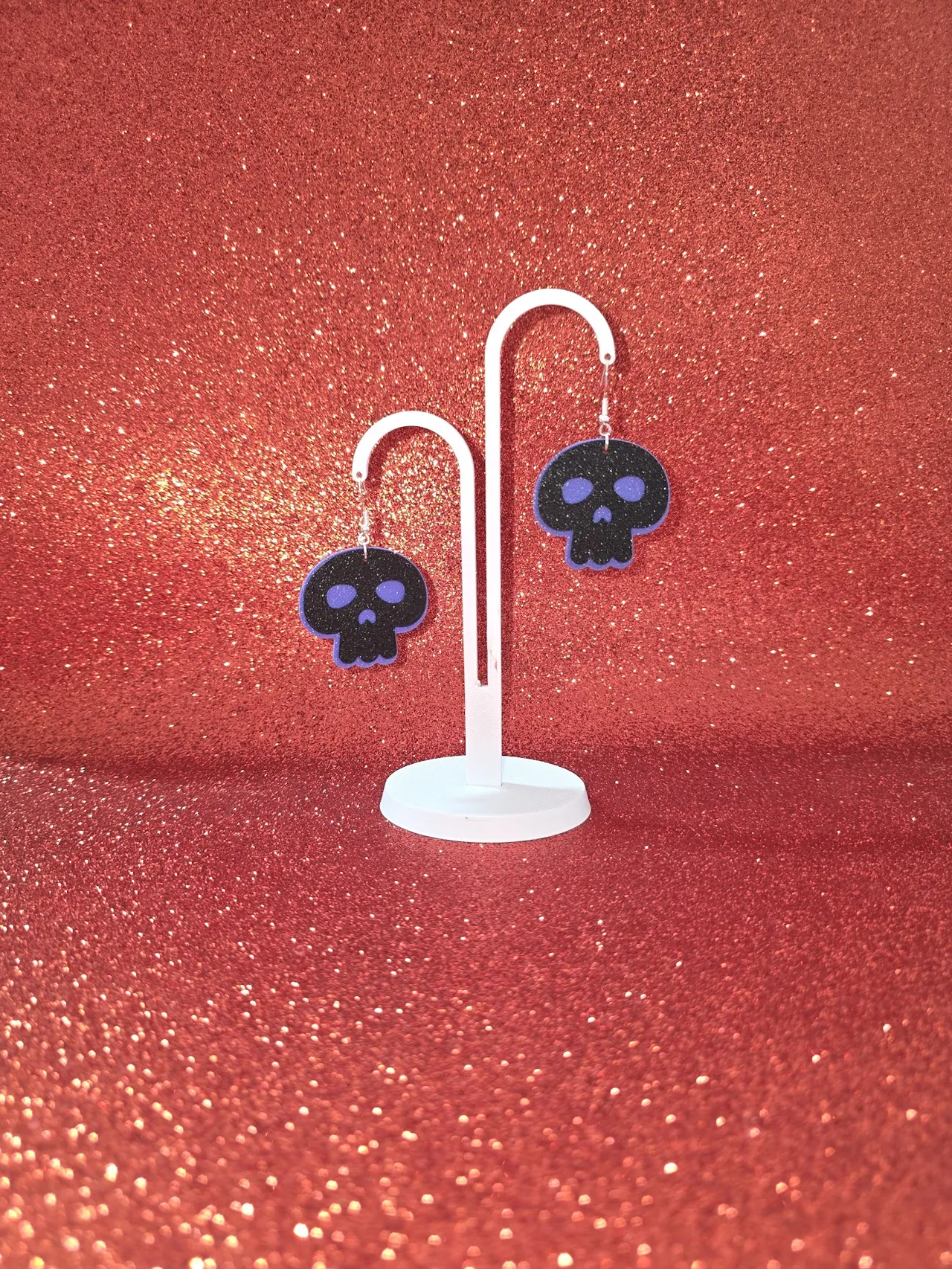 Trendy skull earrings view 3