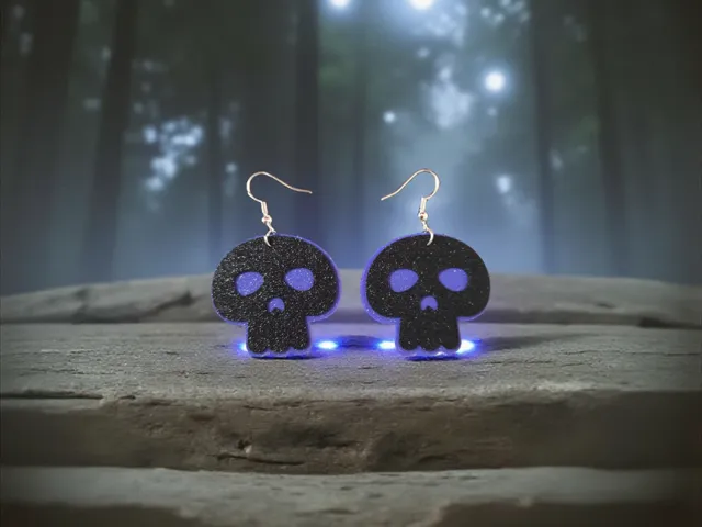 Trendy skull earrings