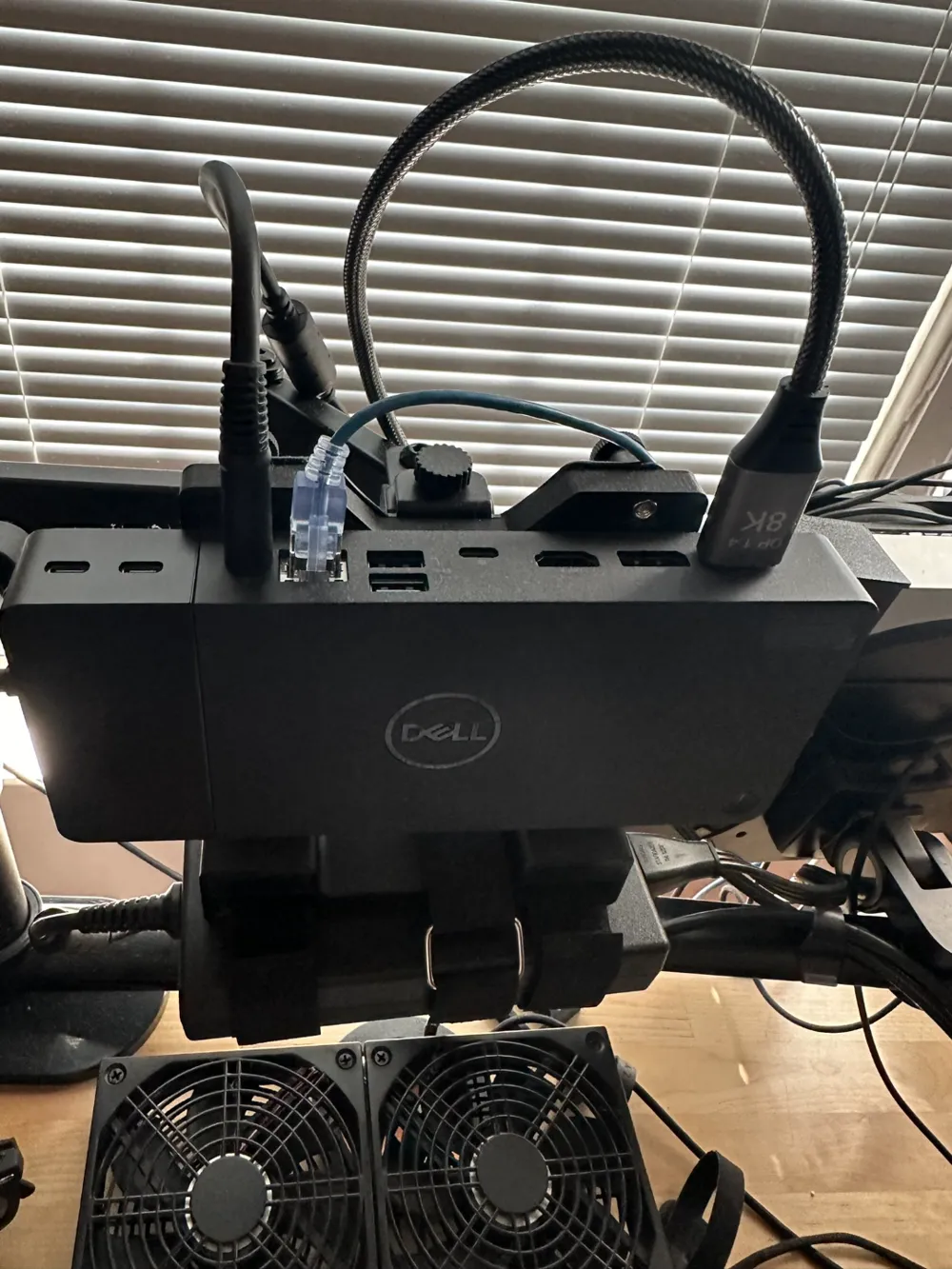 dell-thunderbolt-dock-wd22tb4-vesa-mount-free-3d-print-model