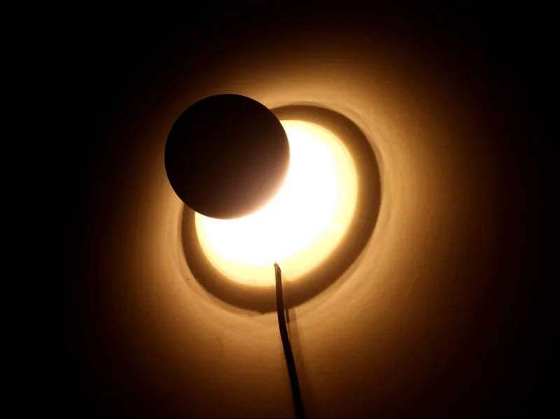 Eclipt – Wall Lamp of Shadows