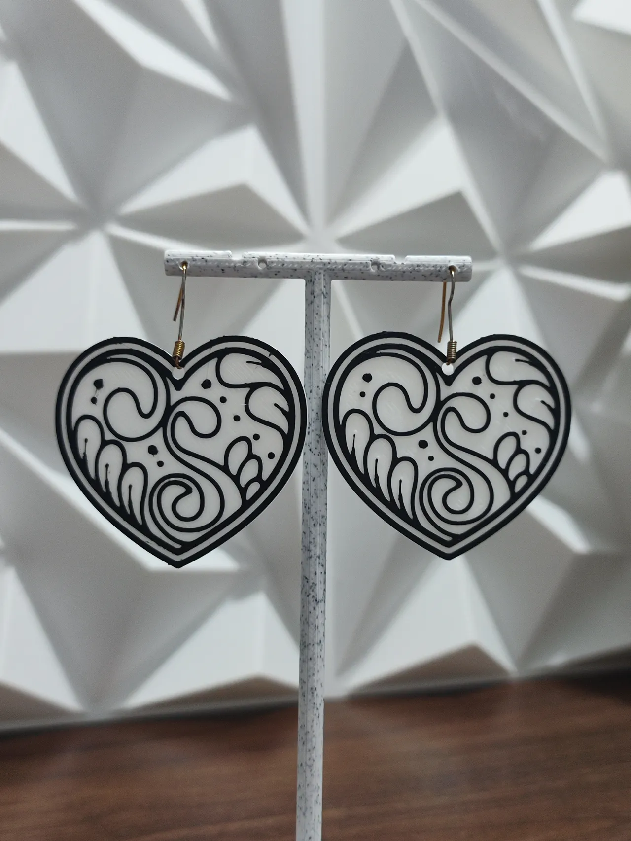 Aretes Corazón de Cisne view 2