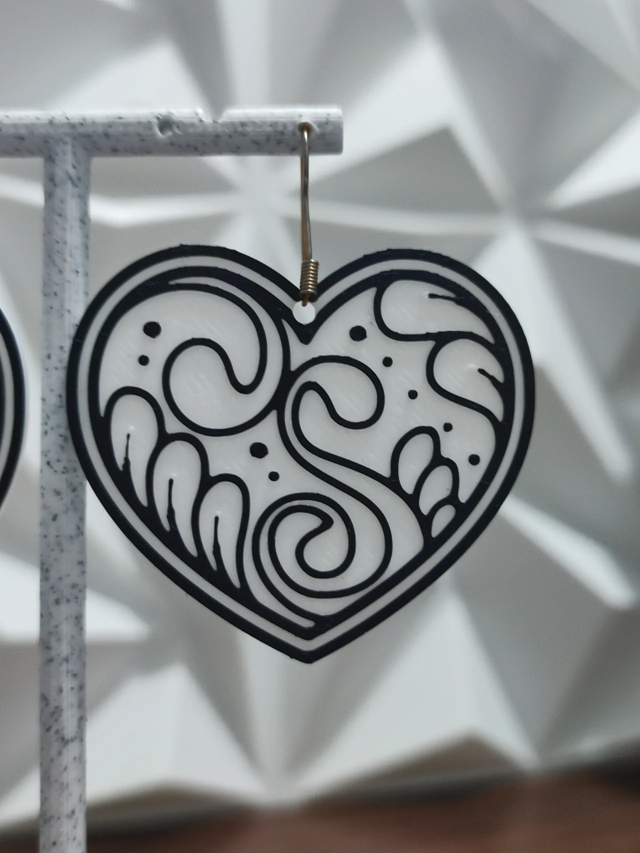 Aretes Corazón de Cisne view 3
