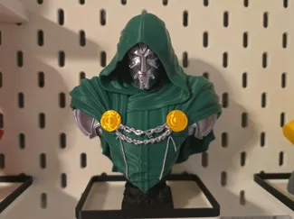 Doctor Doom Fiur auf Stand/Base