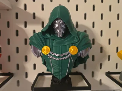 Doctor Doom Figure on Stand/Base