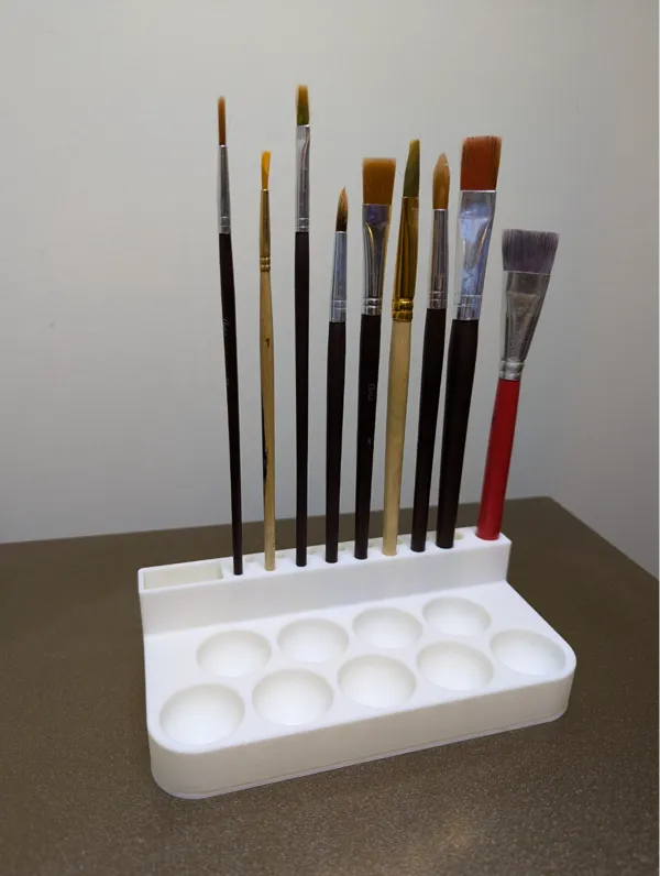 Palette de peinture avec range-pinceaux