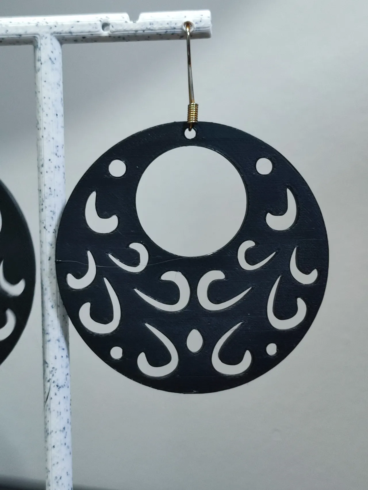 Aretes Hechizo de Luna Nueva view 4