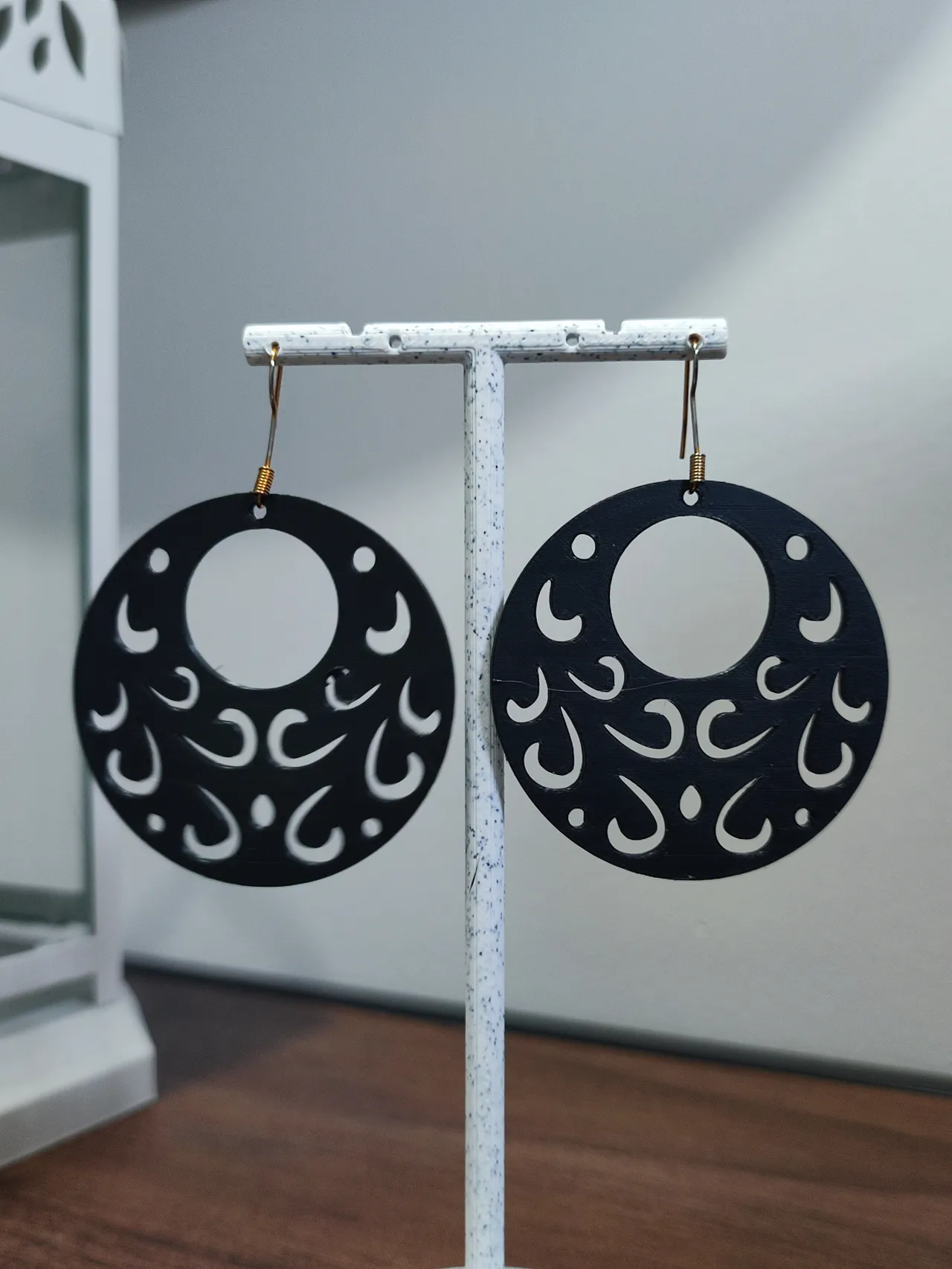 Aretes Hechizo de Luna Nueva view 3