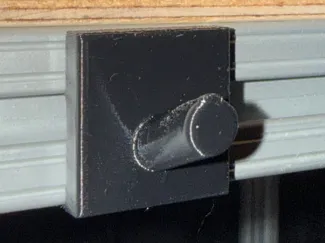 Twist to lock tool holder for 10 Series 80/20