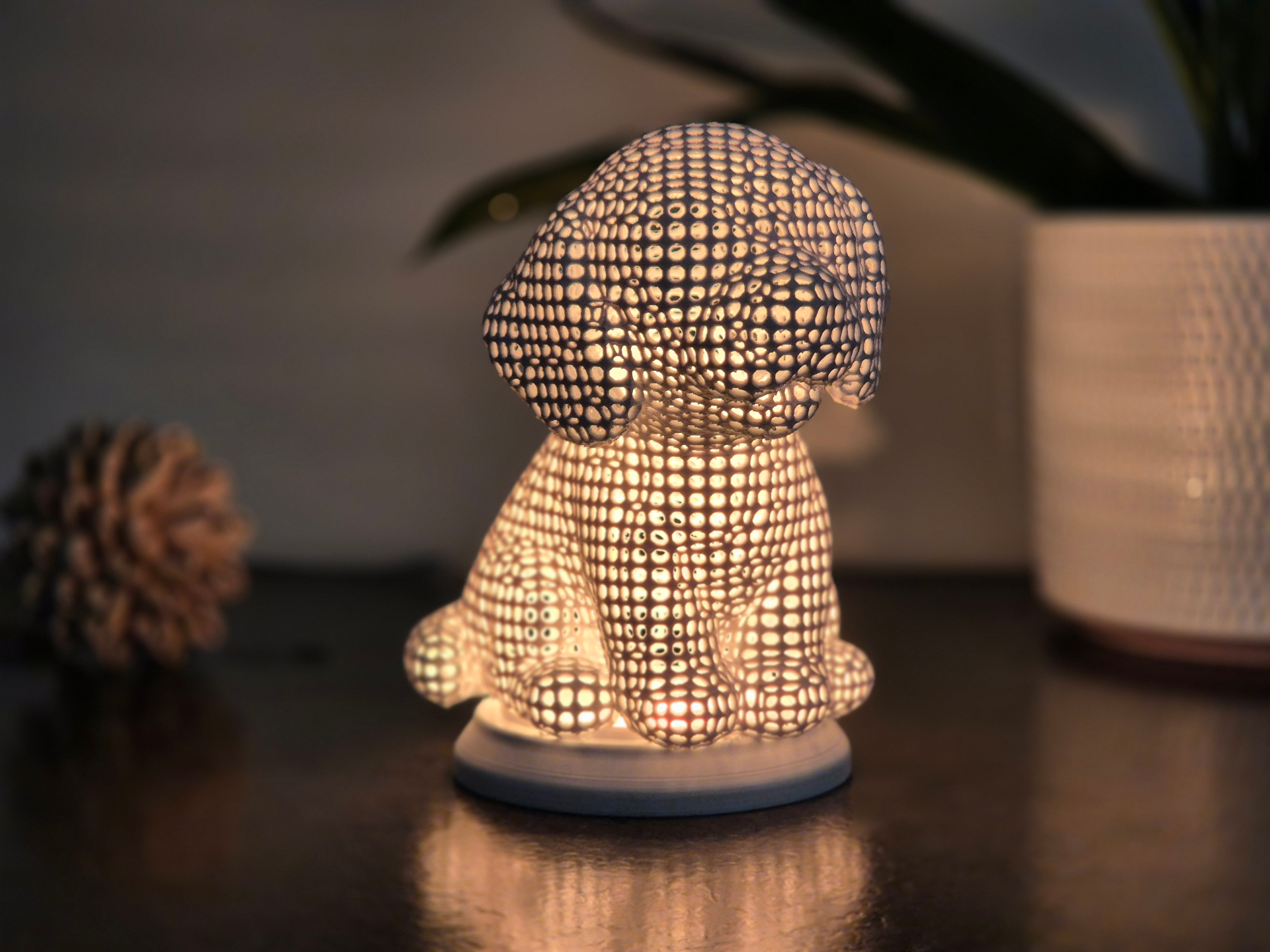 Voronoi Dog Lamp (LED)
