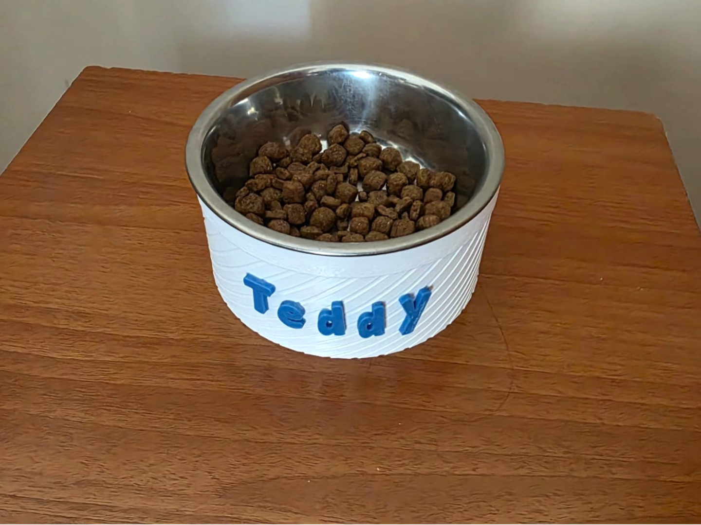 Personalized 3D Printed Dog Bowl Holders