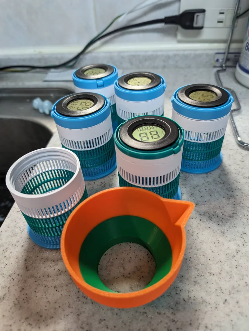 Grid Walls Bambu Spool Hygrometer Desiccant Shell