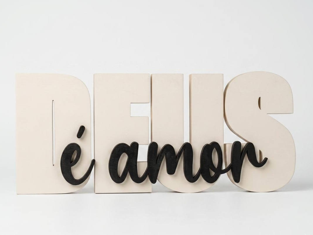 Letreiro Decorativo Deus é Amor - Letreiro Cristão