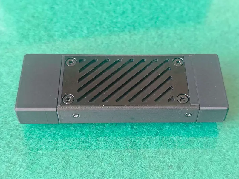 不到200元自制 满速 512G移动固态硬盘（U盘）