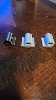 Small cable clip