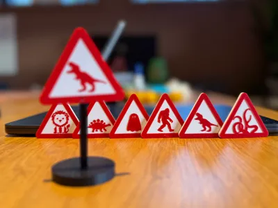 Dino/Monster Warning Sign (For Brio ++)