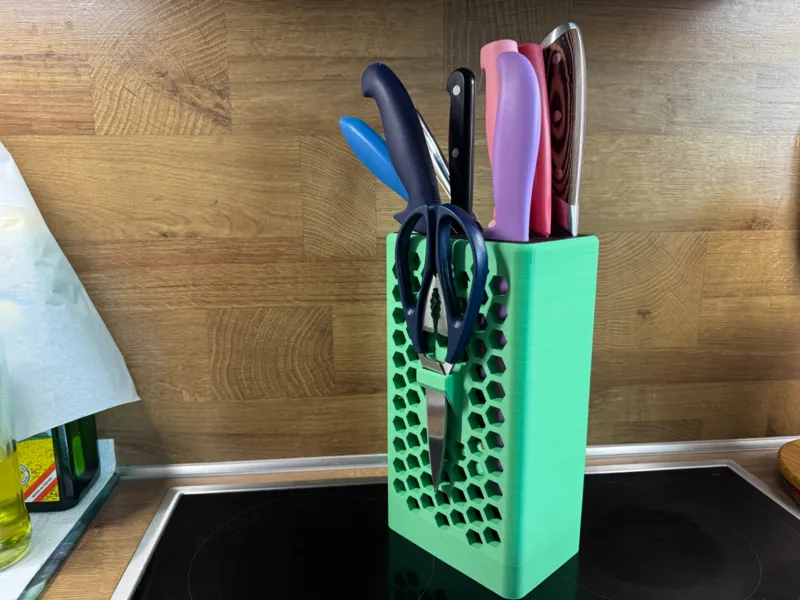 Knife holder