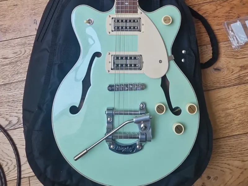 Pick up ring guitar Gretsch g2665T P90 mint green