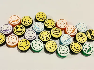 Emoji beads