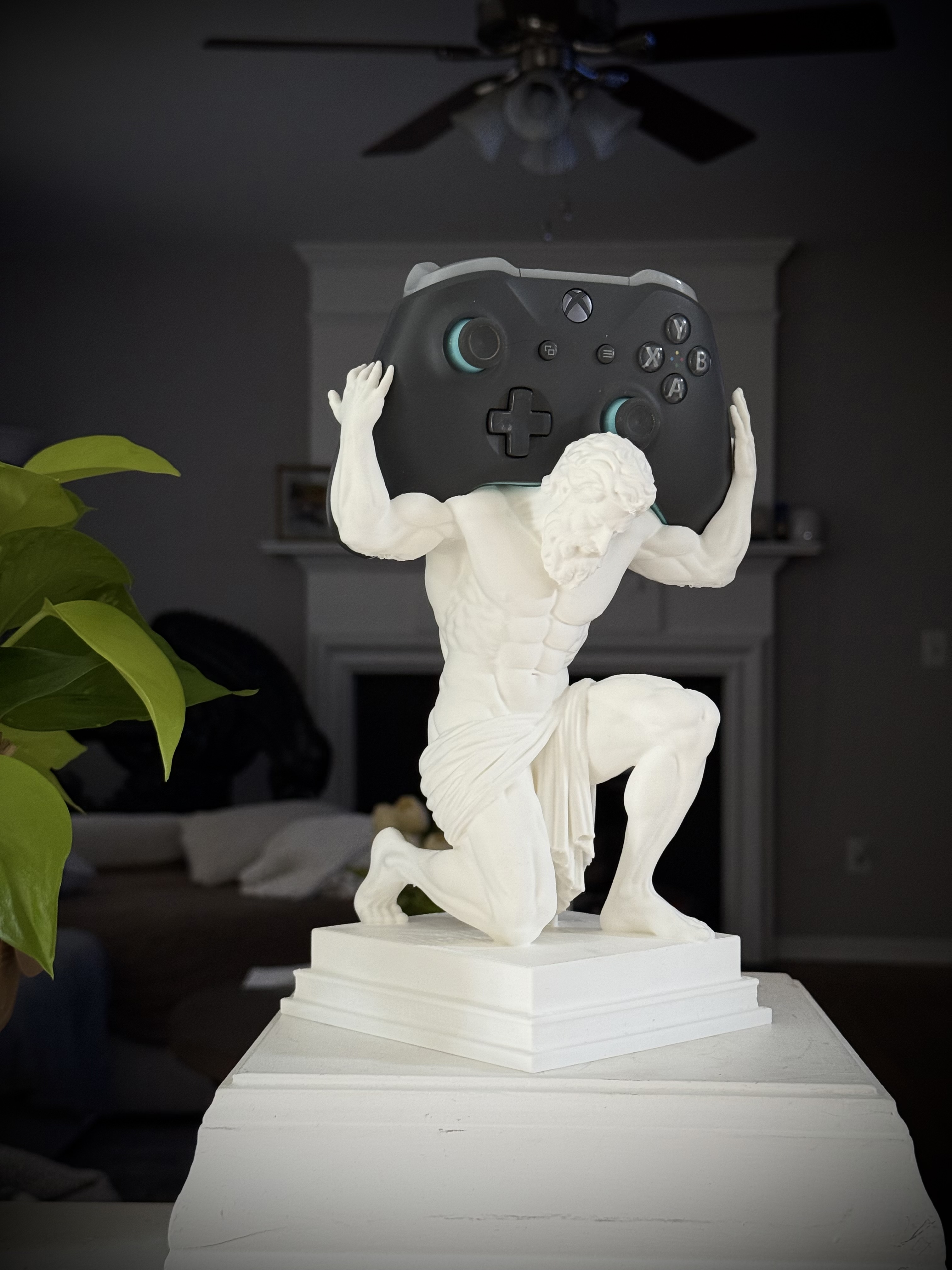 Titan God Atlas - Gaming Controller Stand-Xbox/PS5 - 1