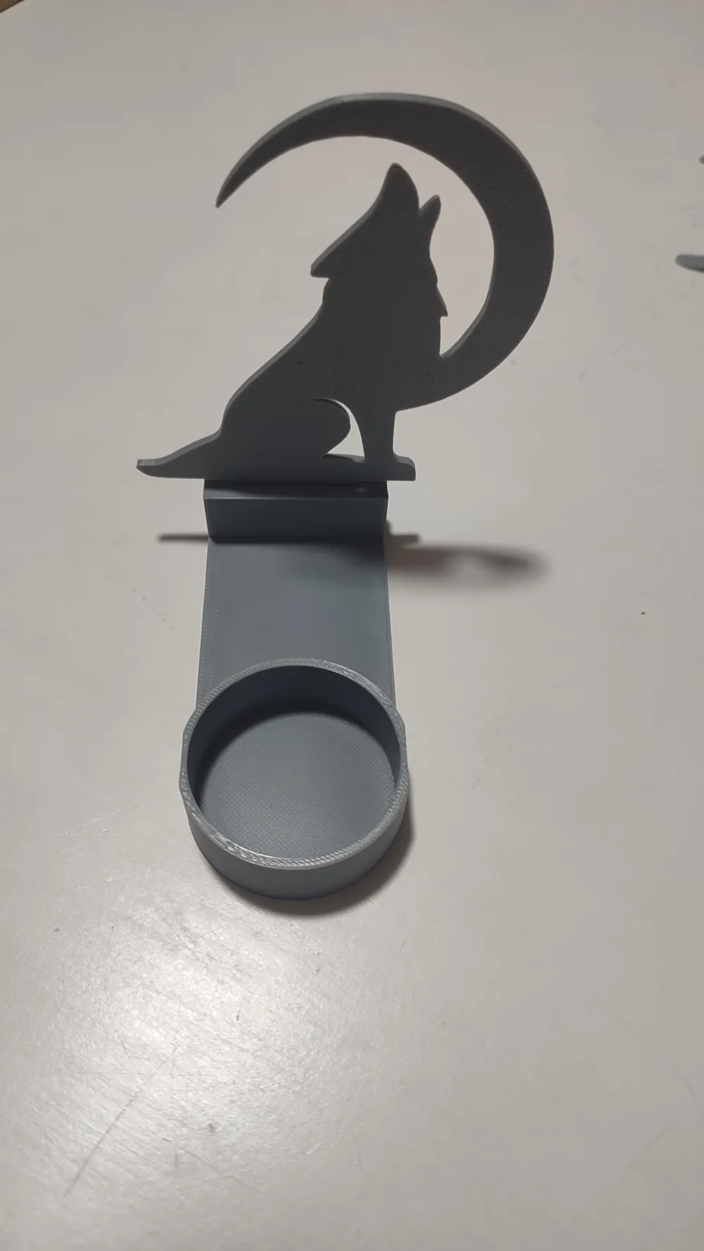 Shadow Art - Wolf and Moon - Free 3D Print Model - MakerWorld