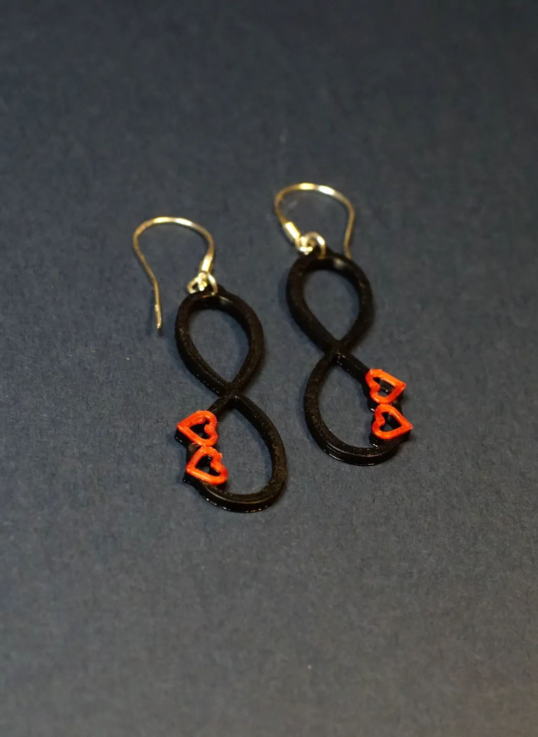 Earrings heart infinity (no AMS) view 3