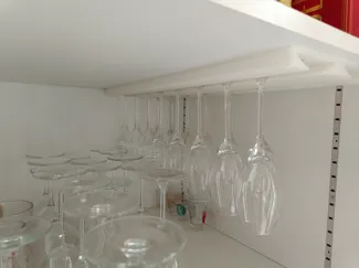 Glass rack for pantry