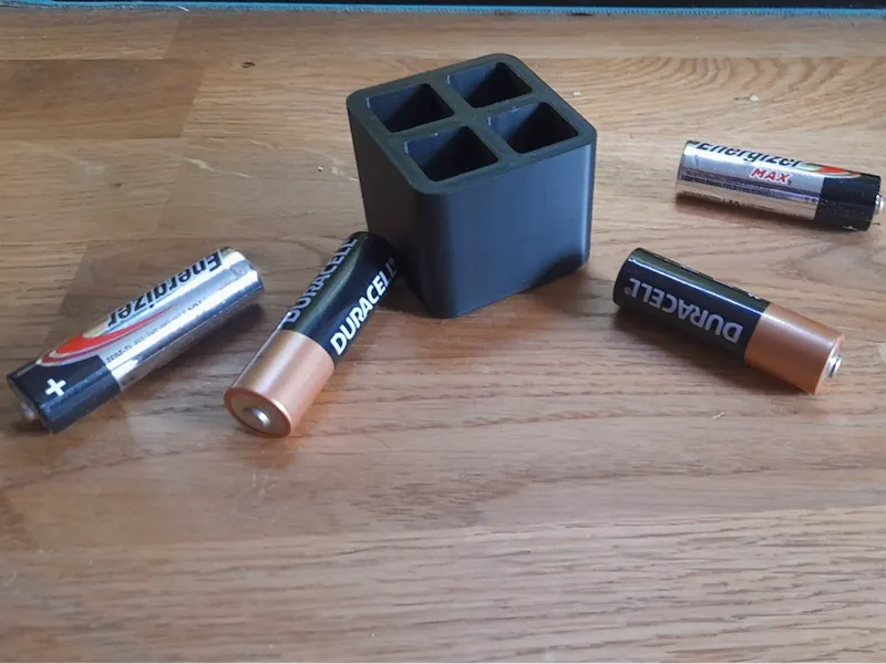 Simplistic Double A (AA) Battery Holder